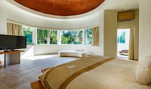 30th birthday trip ideas Villa-Aqua