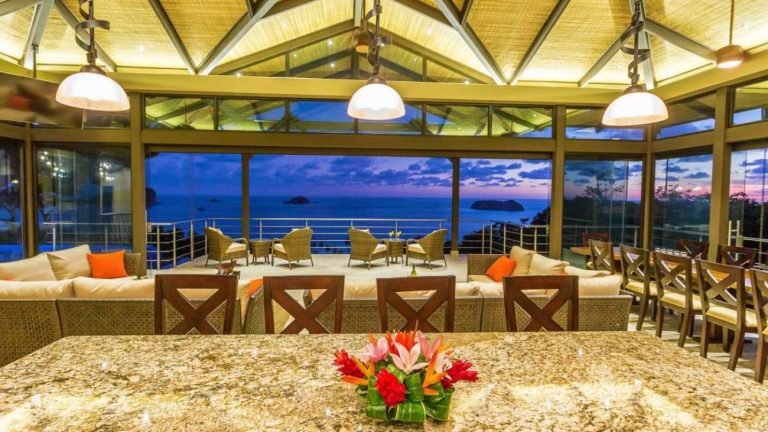 costa rica family resorts