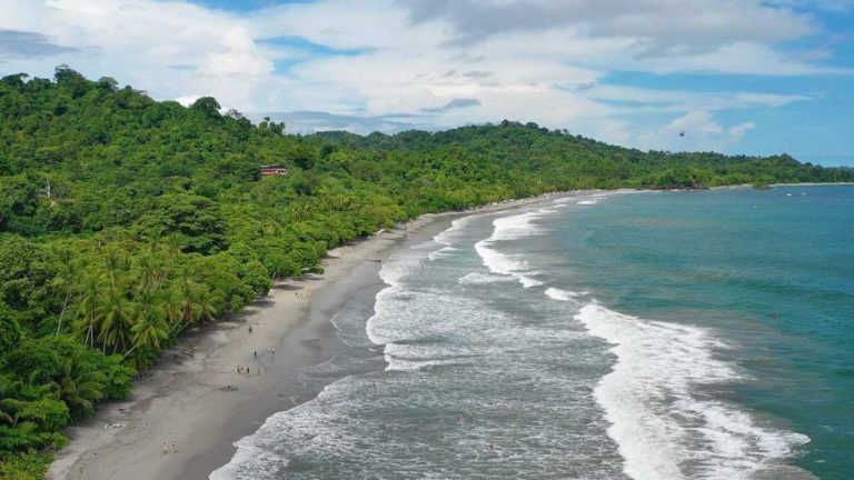 costa rica rentals on the beach for families