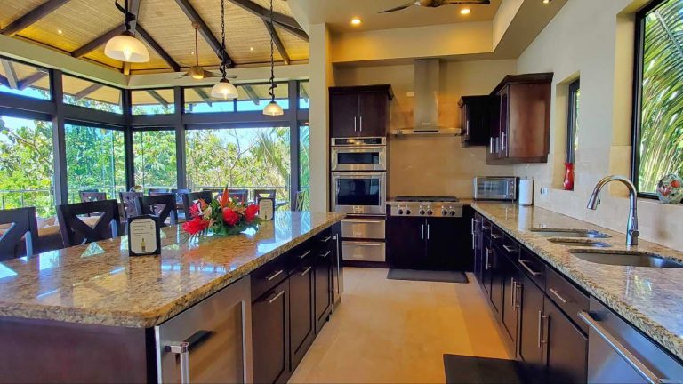 oceanfront vacation rentals costa rica