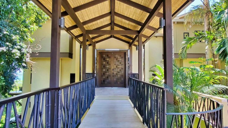 oceanfront villas costa rica