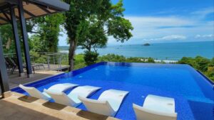 Luxury beach villas in Costa Rica