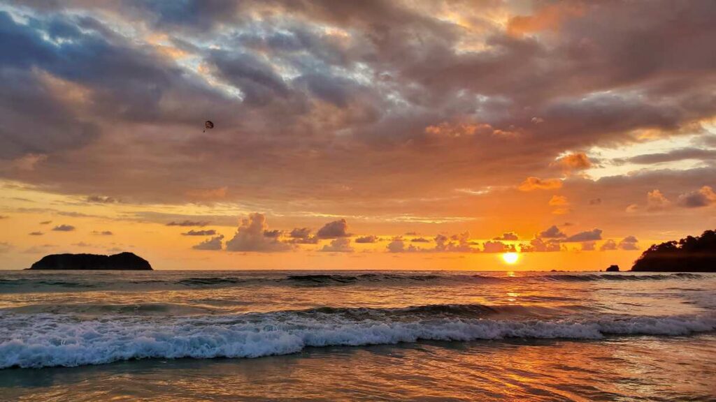 beachfront rental house in Costa Rica