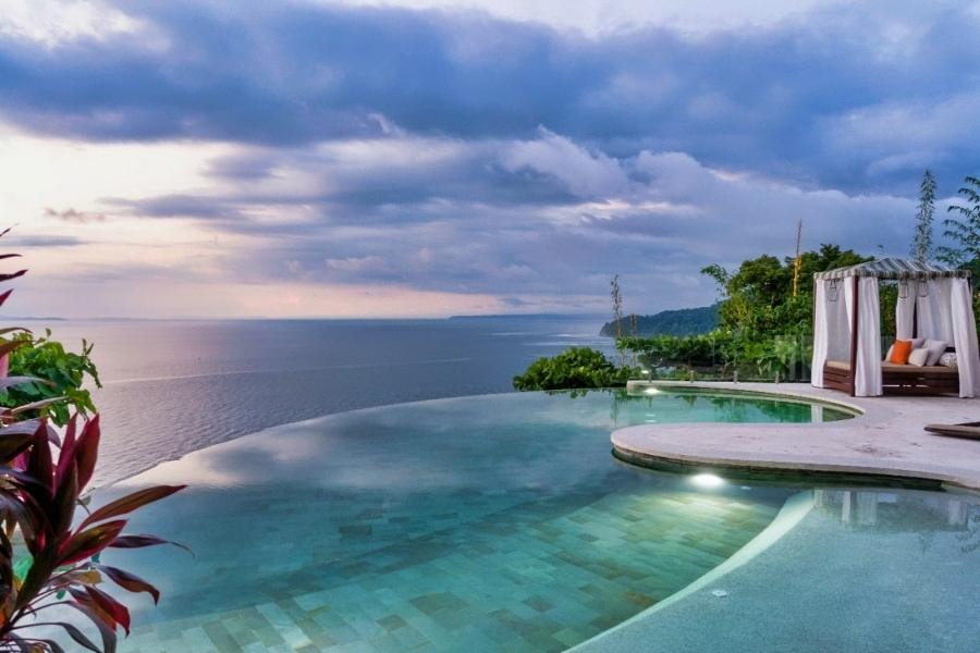Private oceanfront infinity pools Costa Rica