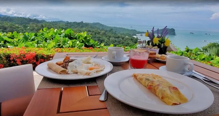 best restaurants in Manuel Antonio