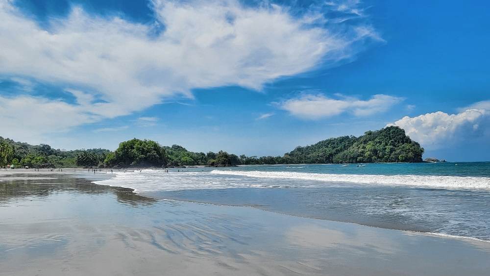 Get to Manuel Antonio Costa Rica