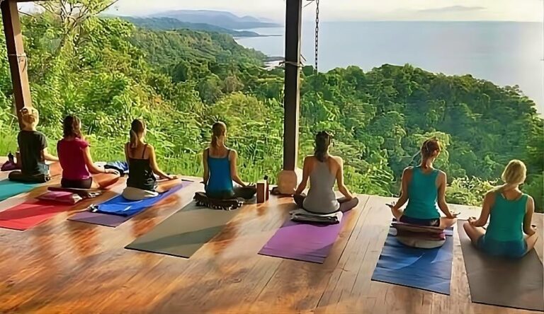 Host a retreat in Costa Rica